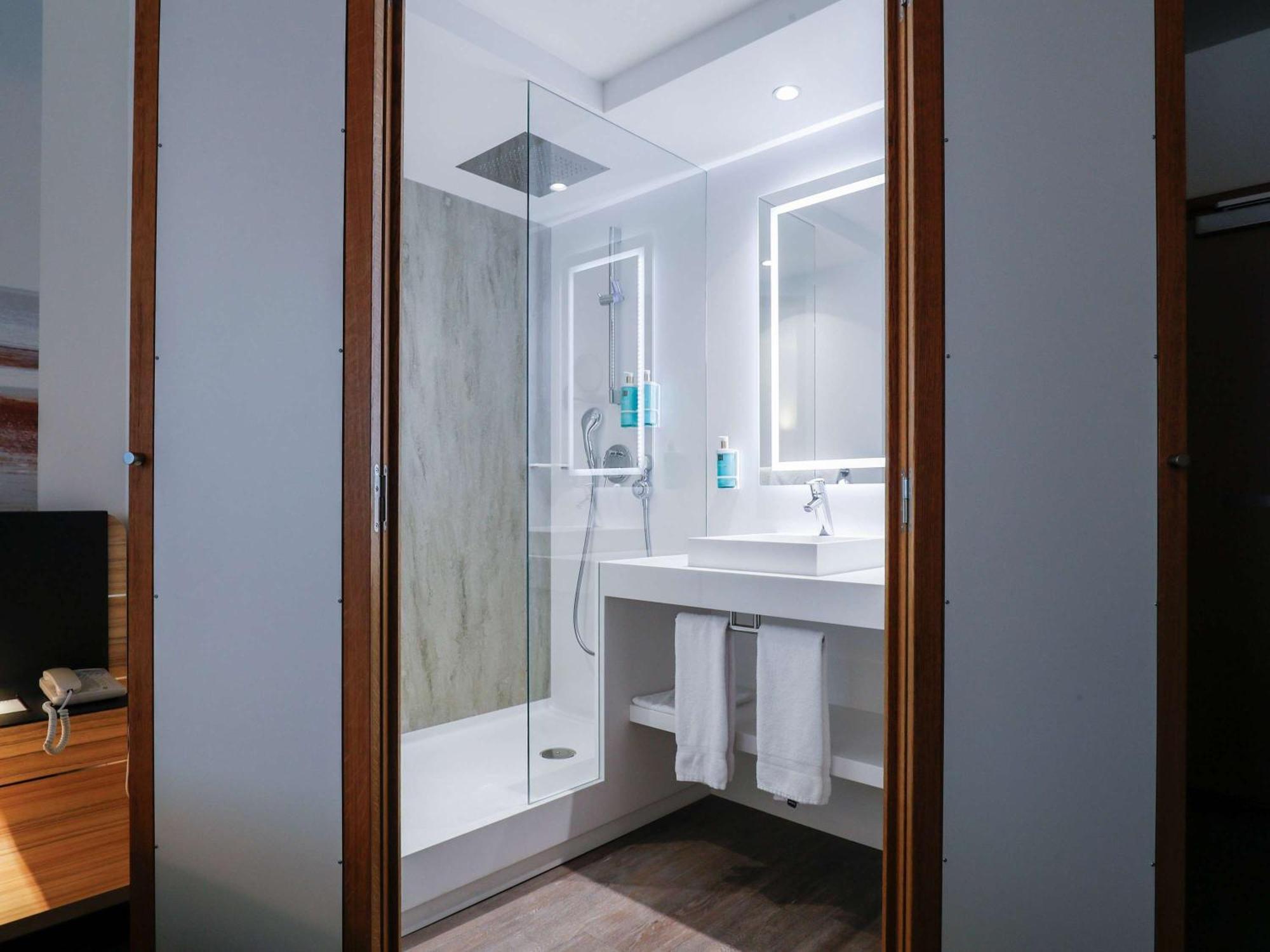 Novotel Luxembourg Centre Eksteriør billede